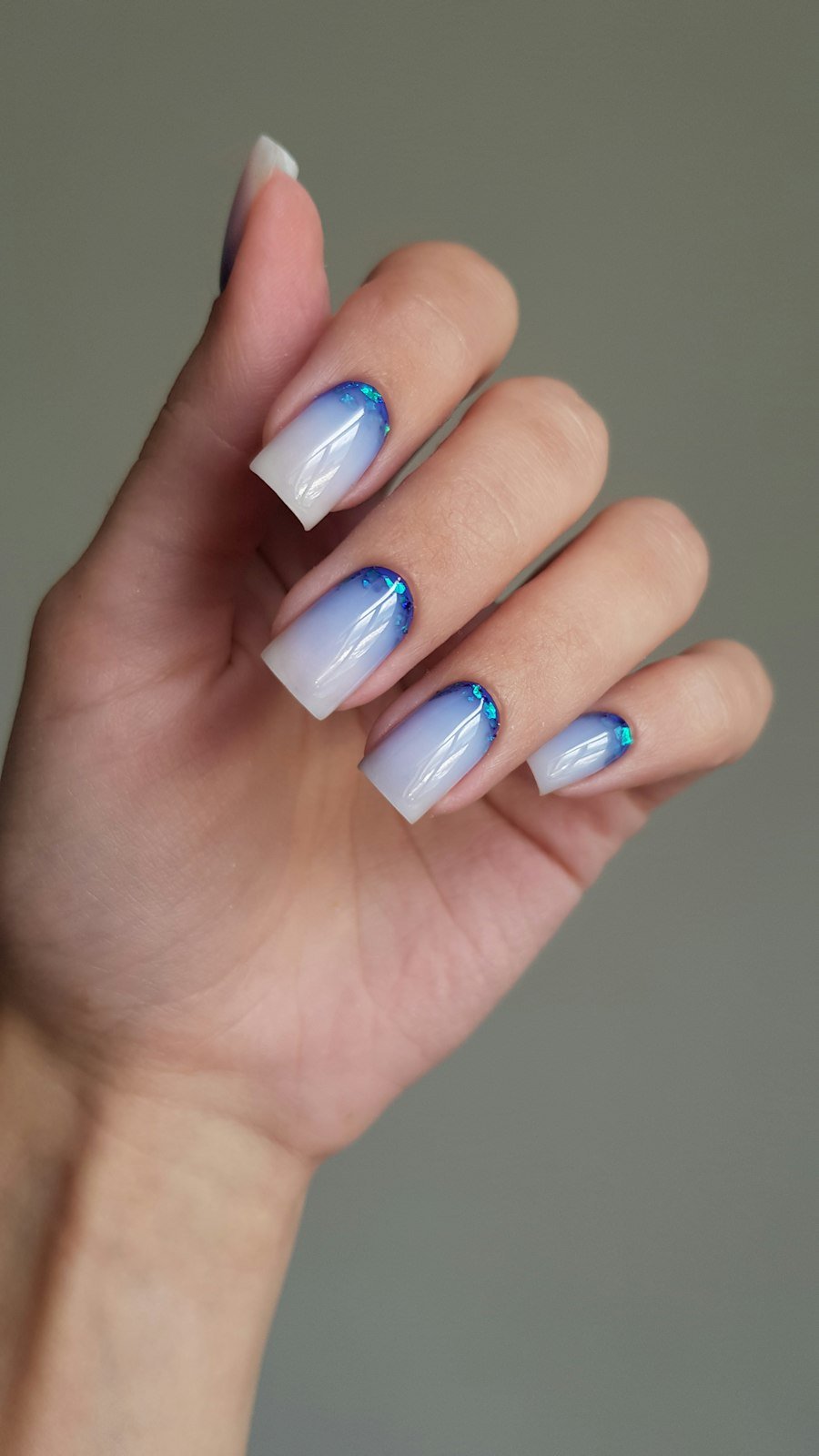 Blue and white ombre nails
